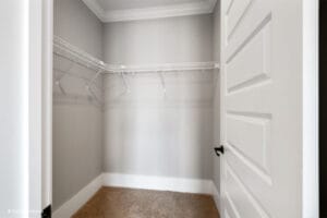 Champion Homes Cameron I 3252-01 Primary Bedroom Closet