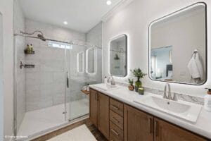 Champion Homes Montgomery 3266M Primary Bath